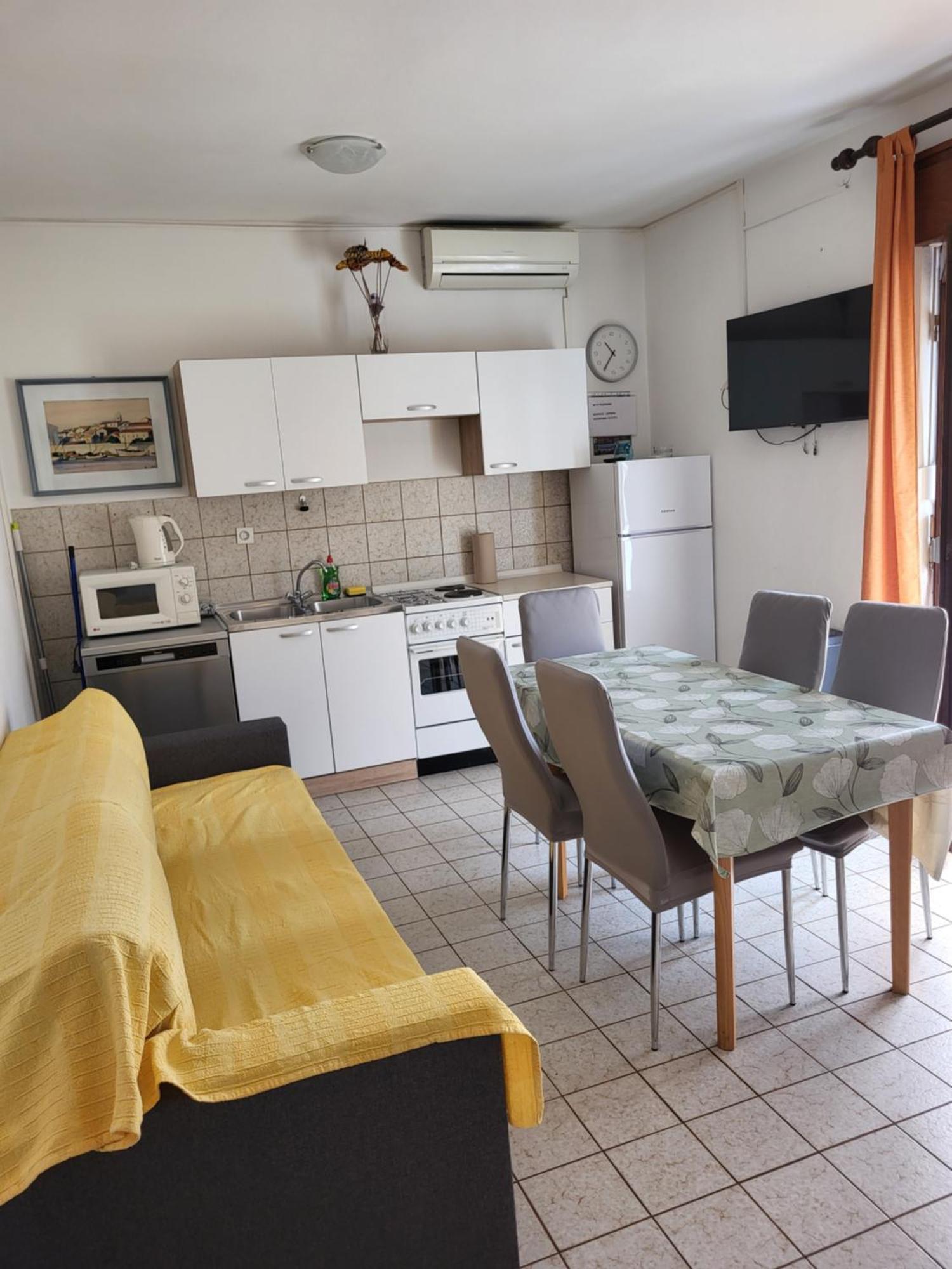 Apartmani Centar Palit Exteriör bild