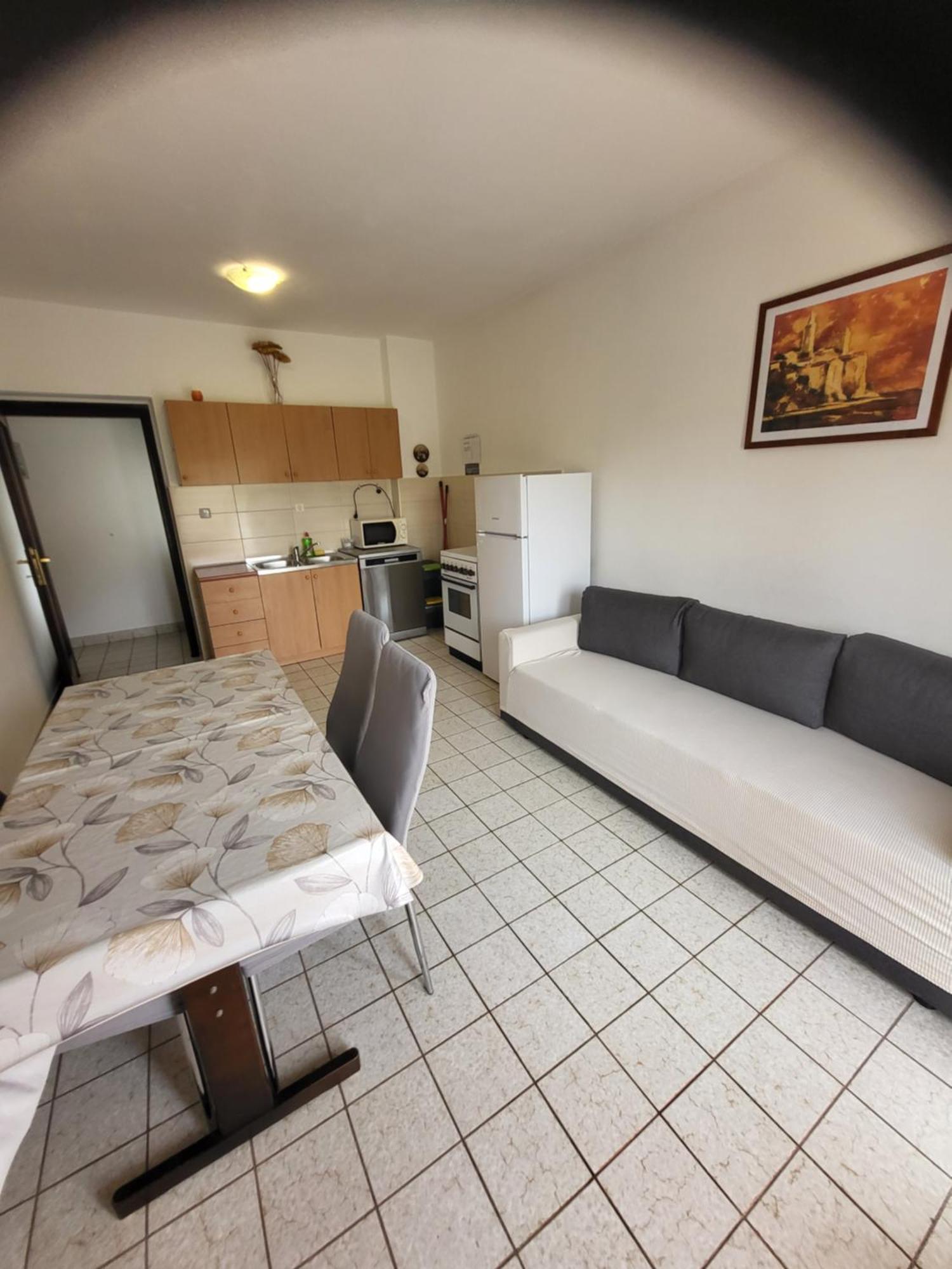 Apartmani Centar Palit Exteriör bild